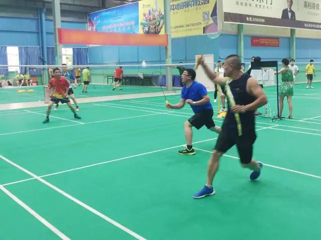 邵東縣宋家塘雙喜婚慶服務(wù)中心,婚慶策劃,婚車服務(wù),氣模拱門,慶典服務(wù),宴會(huì)服務(wù) 邵東縣宋家塘雙喜婚慶服務(wù)中心,婚慶策劃,婚車服務(wù),氣模拱門,慶典服務(wù),宴會(huì)服務(wù)